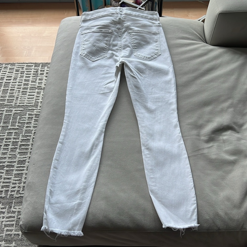 New MOTHER High Waisted Looker Ankle Fray in Fairest of Them All Size 27 - Picture 7 of 13